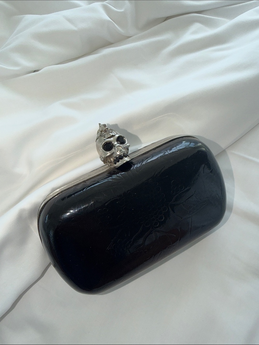 Alexander McQueen Black Patent Skull-Top Clutch